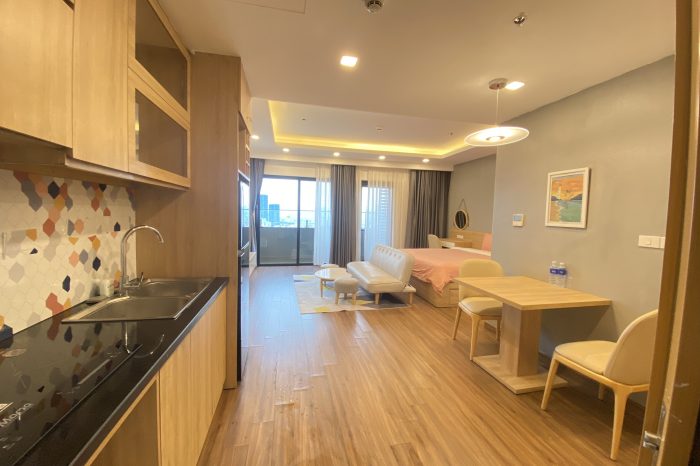 FLC Sea Tower Quy Nhơn căn hộ studio 1 Bed Room ( King bed 1m8)